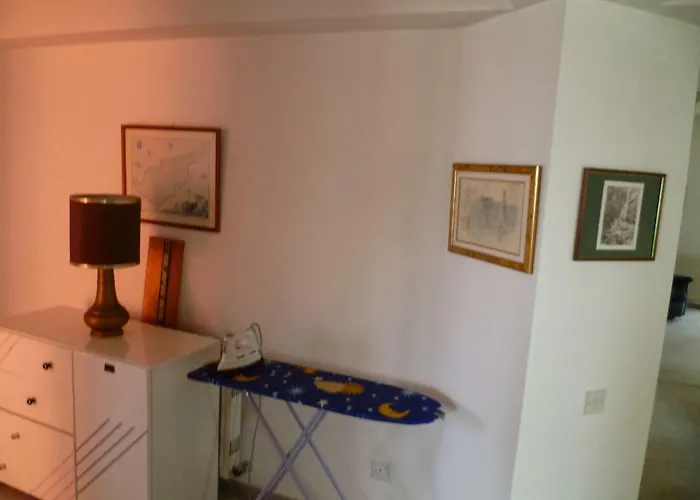 Double With Ensuite Bathroom At Datacom Building *